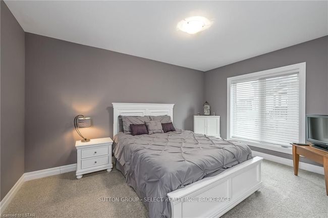 421 Bradwell Chase, House other with 4 bedrooms, 0 bathrooms and 6 parking in London ON | Image 32