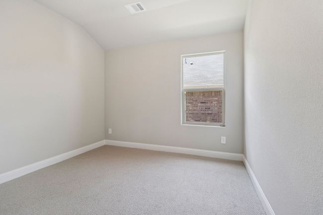 Photo is not of the actual home, but is an inspirational photo of builder’s model home and may depict options, furnishings, and/or decorator features that are not included. | Image 27