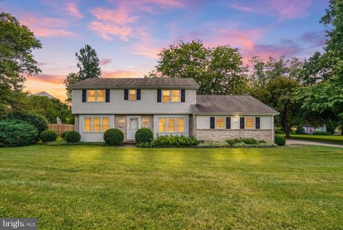 20 Fox Run Dr, YORK, PA, 17403-4932 | Card Image