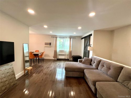 b-224 Kingsbury Ave, Oakland Gardens, NY, 11364-3626 | Card Image