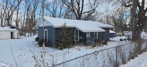 1666 Bridge St, Albia, IA, 52531-8751 | Card Image