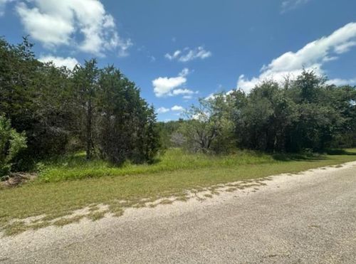 33042 Woodcrest Dr, Whitney, TX, 76692-5740 | Card Image