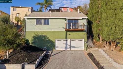 17112 Los Banos St, Ashland, CA, 94541-1034 | Card Image