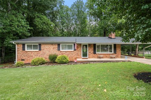 4416 Dawnwood Dr, Gastonia, NC, 28056-7010 | Card Image