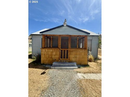 318 Sw Brent Dr, John Day, OR, 97845-1010 | Card Image