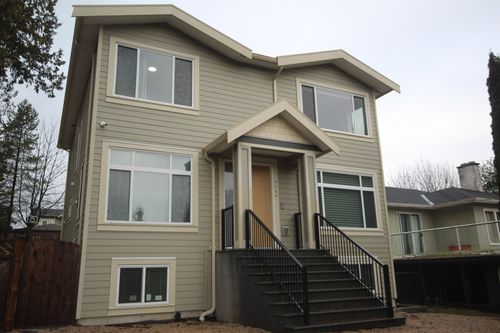 6089 Elgin Avenue, Burnaby, BC, V5H3S3 | Card Image