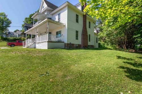 30 South Ave, Orleans, VT, 05860-1133 | Card Image