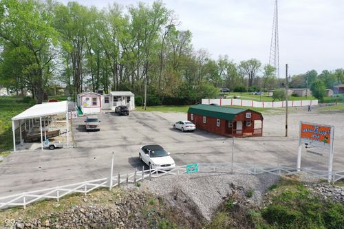 8820 E Us Highway 36, Rockville, IN, 47872-7756 | Card Image