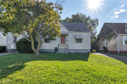 3915 E 177th St, Cleveland, OH, 44128-1732 | Card Image