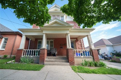 294 Darling St, Brantford, ON, N3S3X8 | Card Image