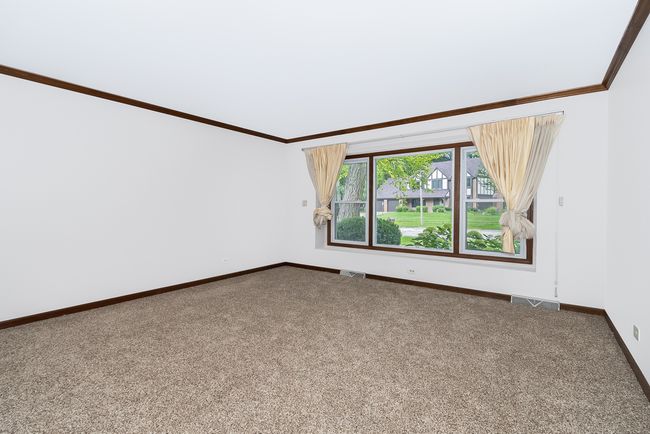 1280 W Bauer Rd, Home with 5 bedrooms, 3 bathrooms and 4 parking in Naperville IL | Image 20