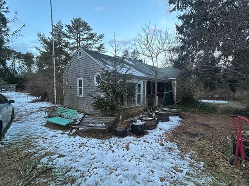1805 Main St, Chatham, MA, 02633-1517 | Card Image