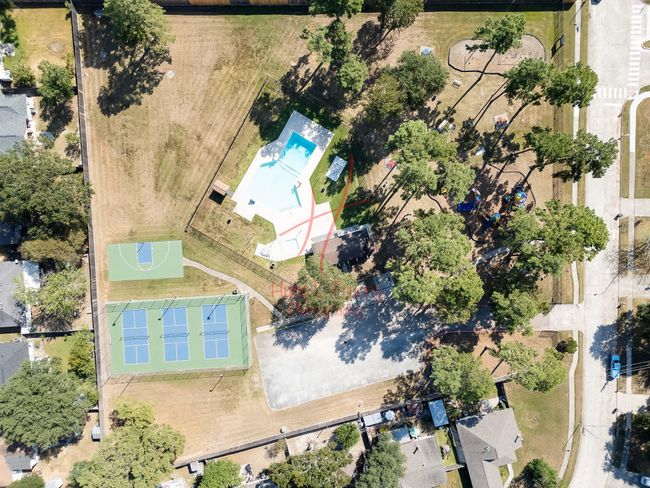 Forest North has 2 pools, Pickle court and playground. | Image 40