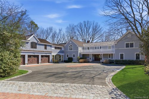 395 W Neck Road, Huntington, NY, 11743 | Card Image