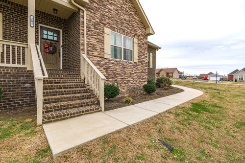 202 Hollow Tree Cir, Castalian Springs, TN, 37031-2039 | Card Image