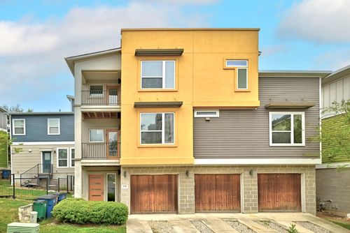 1911 Warely Ln, Austin, TX, 78741-7242 | Card Image