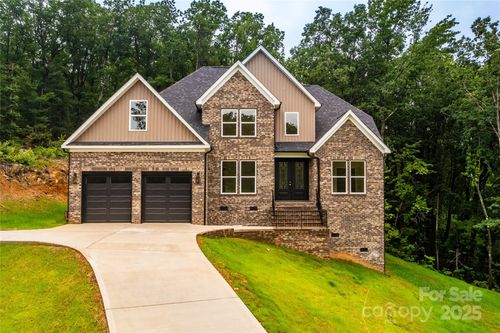 240 Mark Ryan Ln, Dallas, NC, 28034-8803 | Card Image