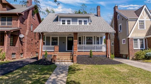 2195 Barrington Road, University Heights, OH, 44118 | Card Image