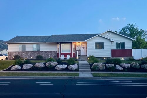 349 Bluff St, Providence, UT, 84332-9011 | Card Image