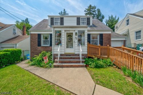 75 Emerson St, Clifton, NJ, 07013-1303 | Card Image