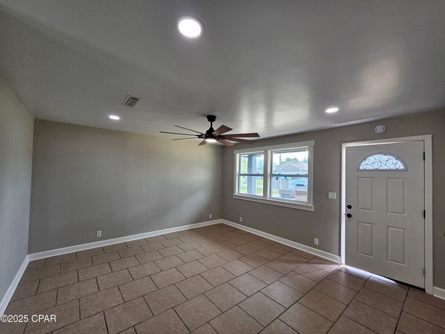 906 Kentucky Ave, House other with 3 bedrooms, 2 bathrooms and null parking in Lynn Haven FL | Image 6