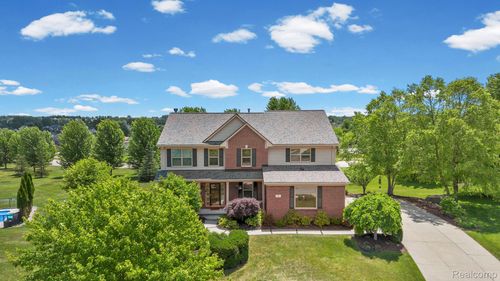 981 Coventry Court, Oxford Charter Township, MI, 48371 | Card Image