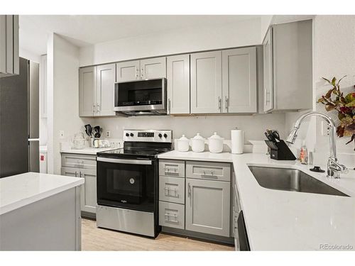 n-1662 S Idalia Cir, Aurora, CO, 80017-5048 | Card Image