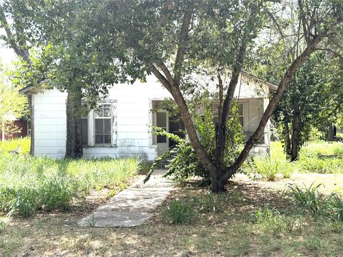 119 Pine St, Luling, TX, 78648-2734 | Card Image