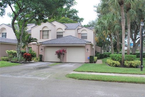 9867 Nw 1st Ct, Plantation, FL, 33324-7207 | Card Image