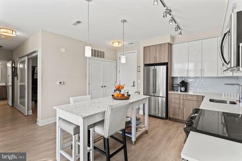 unit-548-145 Riverhaven Dr, OXON HILL, MD, 20745-1071 | Card Image