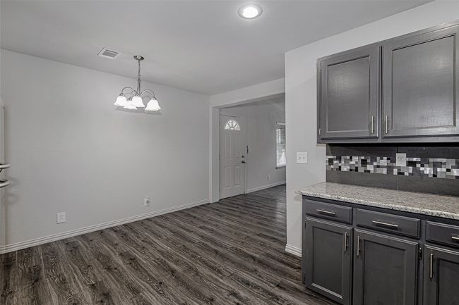 502 Circleview Dr, House other with 3 bedrooms, 2 bathrooms and null parking in Mansfield TX | Image 14