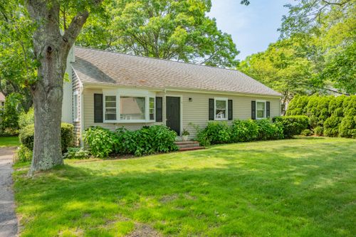 32 Jamie Ln, East Falmouth, MA, 02536-5139 | Card Image