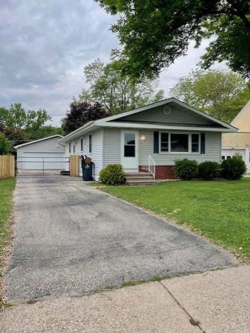 4155 W 7th St, Goodview, MN, 55987-1765 | Card Image