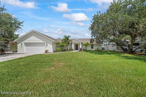 2060 Newfound Harbor Dr, Merritt Island, FL, 32952-2841 | Card Image