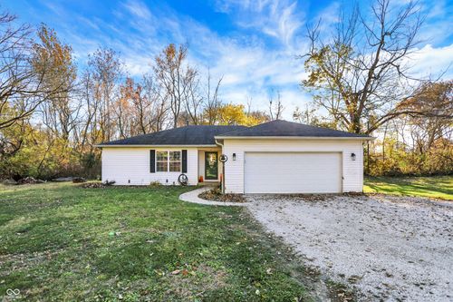 520 S Tennessee St, Danville, IN, 46122-1846 | Card Image