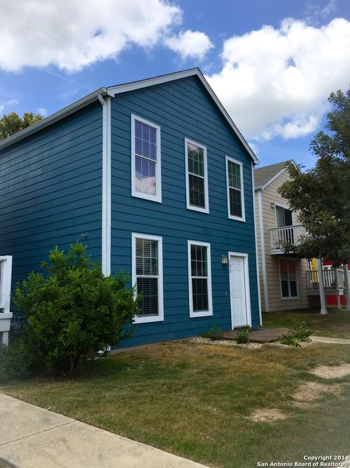 130 Rush Hvn, San Marcos, TX, 78666-8885 | Card Image