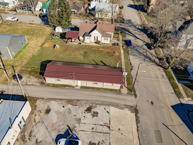 101 N Maple St, Home with 0 bedrooms, 2 bathrooms and null parking in Bainbridge OH | Image 6