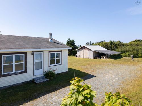 1916 Ostrea Lake Rd, Ostrea Lake, NS, B0J2L0 | Card Image