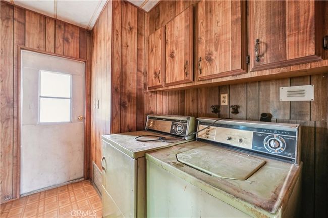 SPC-37 - 2930 W Rialto Ave, Home with 3 bedrooms, 2 bathrooms and null parking in Rialto CA | Image 25