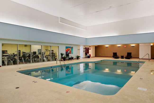 Great pool / sauna / spa and exercise facility | Image 33