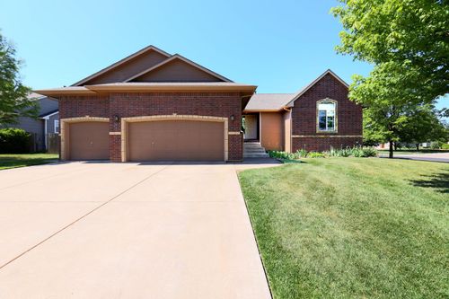 809 W Putter Ct, Andover, KS, 67002-8859 | Card Image