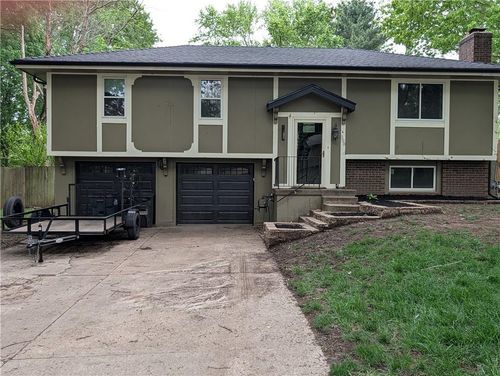 300 Sw Palo Dr, Blue Springs, MO, 64014-4821 | Card Image