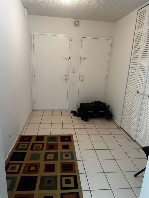 apt-2z-3720 Inverrary Dr, Lauderhill, FL, 33319-5147 | Card Image