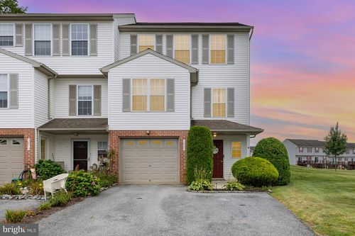 2080 Greystone Dr, LEBANON, PA, 17042-4602 | Card Image