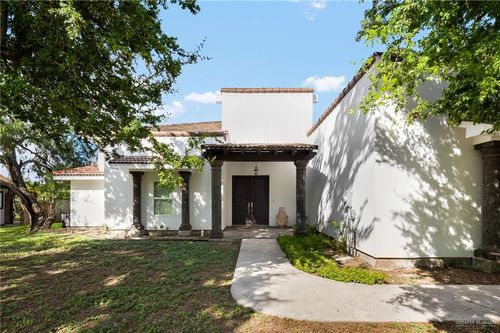 1941 Lion Lake Dr S, Weslaco, TX, 78596-3203 | Card Image