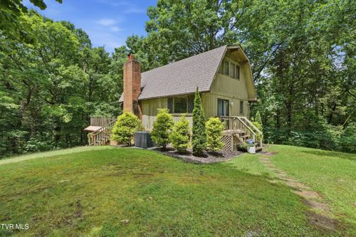 415 Berry Rd, Bulls Gap, TN, 37711-3825 | Card Image