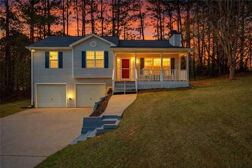 135 Lenox Ct, Hiram, GA, 30141-4563 | Card Image