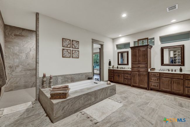 121 Wine Cup, House other with 4 bedrooms, 3 bathrooms and null parking in Spring Branch TX | Image 33