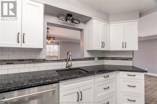 604 - 10 Van Allen Ave, Condo with 2 bedrooms, 2 bathrooms and null parking in Chatham ON | Image 8