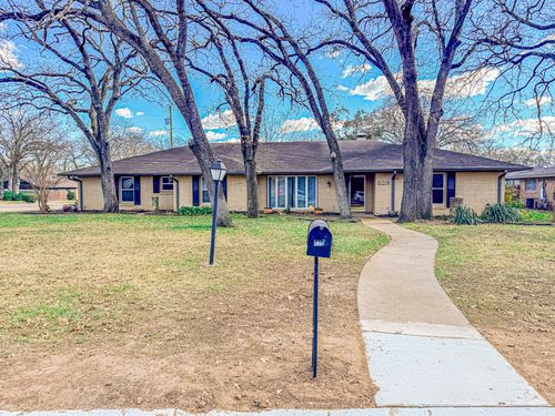 2213 Dartmouth Ln, Corsicana, TX, 75110-2213 | Card Image